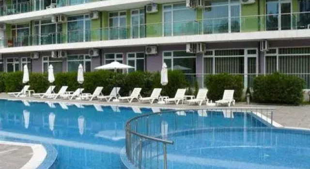Solmarin Apartcomplex, Забронировать Отель Отели области Бургас с бассейном, Бассейн