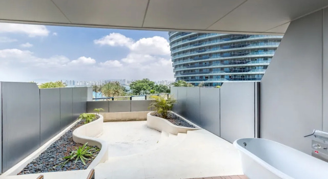 Номер Standard с балконом Yuejia Sea Apartment Phoenix Island