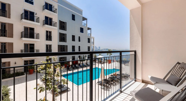 1BR Pool And Sea View La Cote B2, Забронировать Отель Отели Дубая с бассейном, рядом с Пляж Ля Мер, Бассейн
