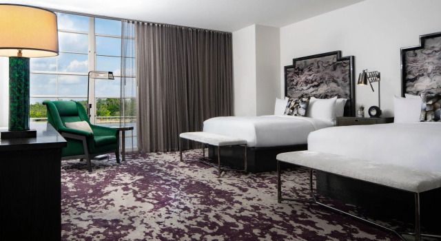 Четырёхместный номер Standard с видом на реку JW Marriott Savannah Plant Riverside District
