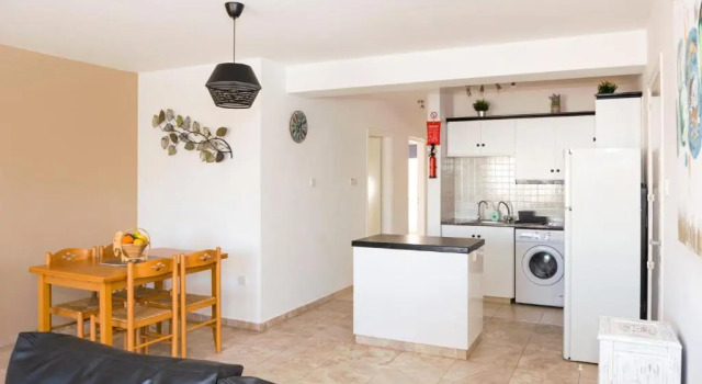 Апартаменты с 3 комнатами SOFIA APARTMENT 700m away from the beach