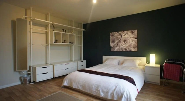 Guesthouse Orchid, Rezerwuj Hotel Hotele w Bruksela z parkingiem, Parking