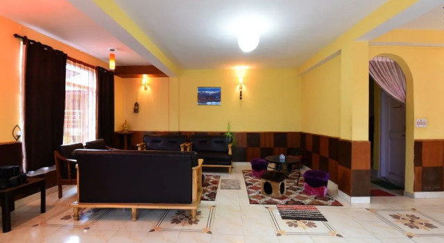 OYO 14257 Home Pleasant Family Studio at Prini