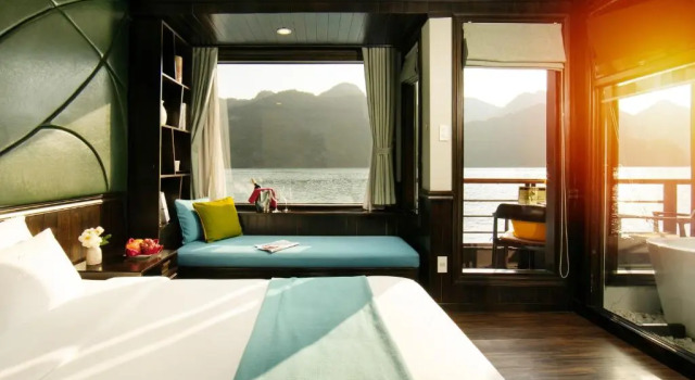 Номер Deluxe Peony Cruises