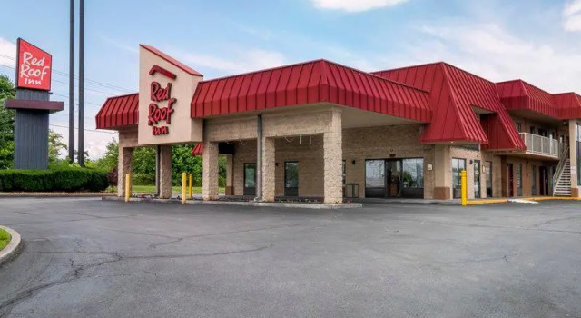 Четырёхместный номер Standard Red Roof Inn Winchester, VA