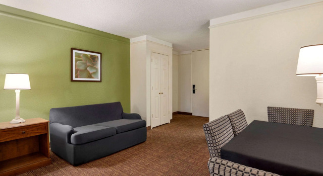 Baymont by Wyndham Daytona Beach - Intl Speedway, Reserva ahora Hotel Daytona Beach Shores Zona de la Playa de Daytona