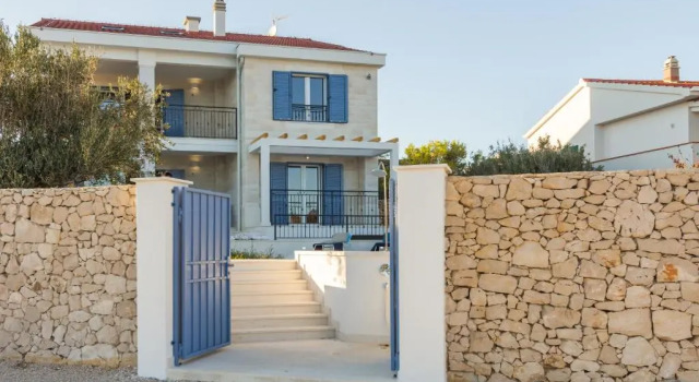 Beach Residence MSJ, Buchen Sie Hotel Hotels in Gespanschaft Split-Dalmatien mit Pool, Schwimmbad