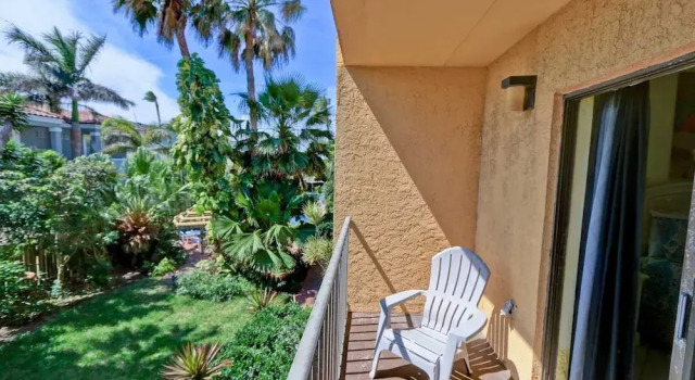 Ventura 201 1 Bedroom Condo by RedAwning, Rezerwuj Apartament Hotele w Padre Island z parkingiem, Parking