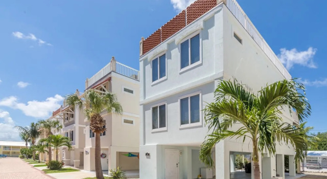 12400 Overseas Hwy Home Unit 8, Buchen Sie Ferienhaus Villen in Florida Keys, Villa