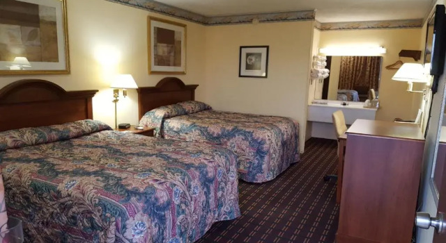 Четырёхместный номер Standard Innkeeper Motel Hamel