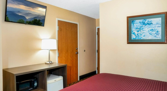 Guest Inn Pigeon Forge