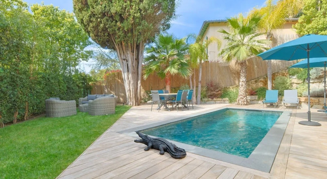 Вилла Villa Deva - 5 Bedrooms - Heated Pool