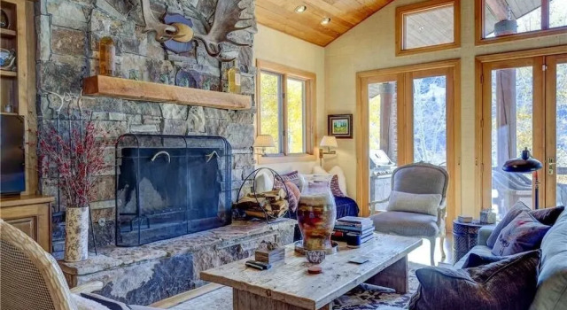 La Maconerrie #12 4 Bedroom Condo, Varaa Huoneisto Park City 