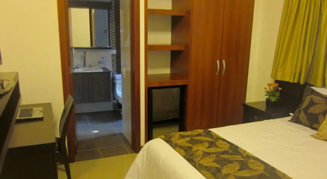 Полулюкс Serenity Suites Casa Boutique