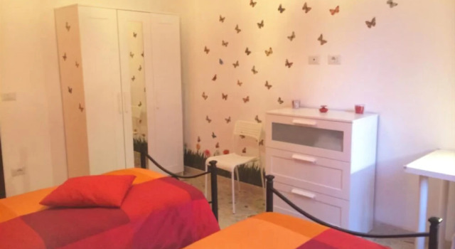 Four Seasons Holiday House, Забронировать Отель Отели Рима с парковкой, рядом с Универмаг La Rinascente, Парковка