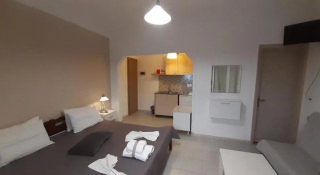 Трёхместный номер Standard Giota Rooms