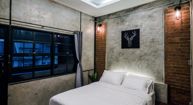 Zeds Hostel Bangkok