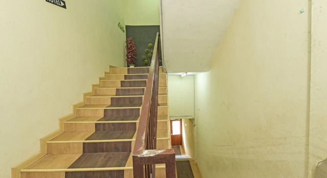 OYO 90720 Sky Garden Inn