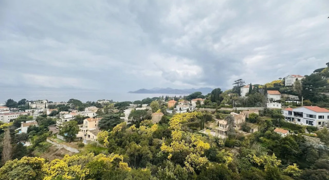Апартаменты Large Light and Modern 2 Bedroomed Apartment in Cannes With Sea Views Pool and Lovely Terrace - 1503