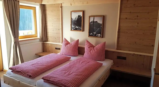 Gasthof Leiter´s Hoamatl, Rezerwuj Hotel Hotele w Tyrol z parkingiem, Parking