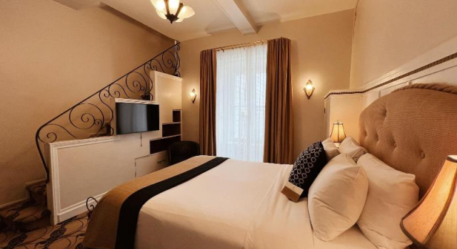 Двухместный номер Classic Hotel Manoir DAuteuil - Par Aneyro