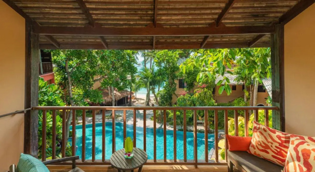 Двухместный номер Deluxe с видом на бассейн Отель Buri Rasa Village Phangan