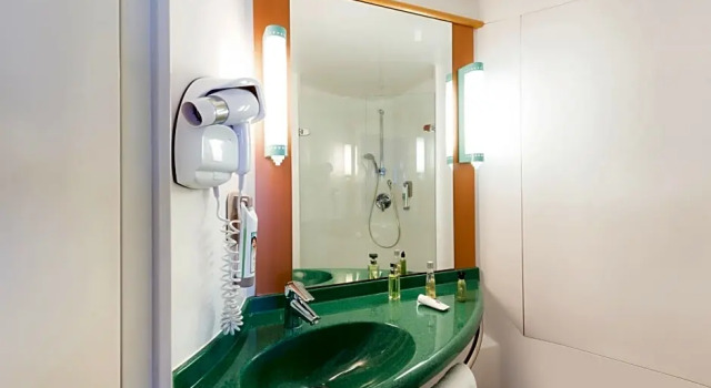 Номер Standard ibis Luxembourg Sud