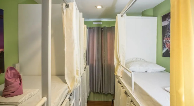 TR3ATS Guest House Cebu - Hostel, Book Hostel Cebu City Cebu