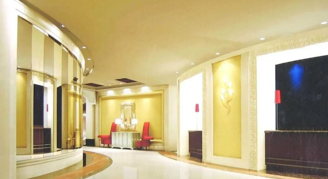 佛山大金地假日酒店, Boek Hotel Hotels in Guangdong met parkeren, Parkeren