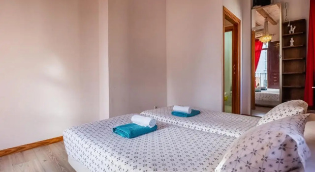 Apartamentos El Pintor, Забронировать Апартаменты/квартира Старый город Барселона, рядом с Santa Caterina Market