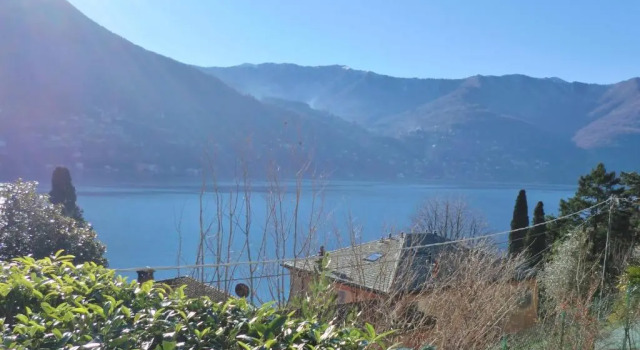 Апартаменты c 1 комнатой с балконом Appartamenti La Porta sul Lago