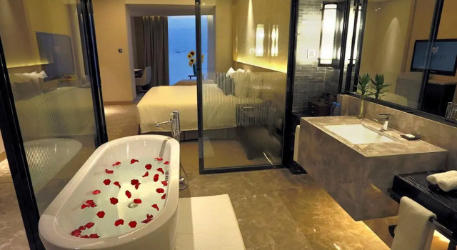Двухместный номер Executive с видом на море Furama Hotel Beihai
