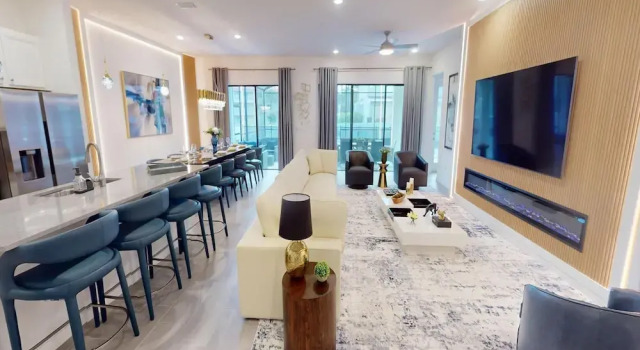 Коттедж Bernie Pool Home 8 BED