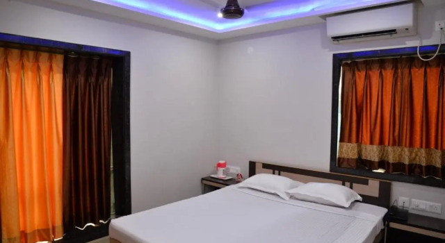 Номер Deluxe OYO 1015 Hotel Reliable Inn