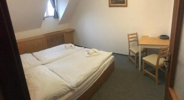 Knežicka chalupa, Buchen Sie Hotel Vrchlabí Region Königgrätz.