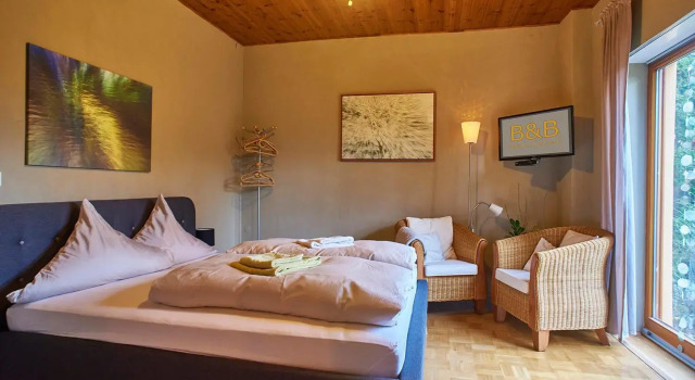 Biggi‘s Bed&Breakfast, Забронировать Отель Флонхайм земля Гессен