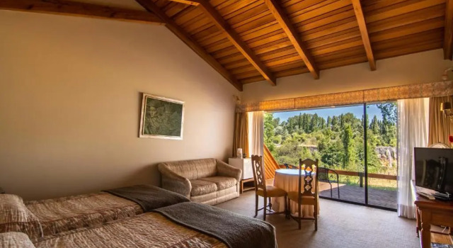 Люкс Standard Hotel Salto Del Laja