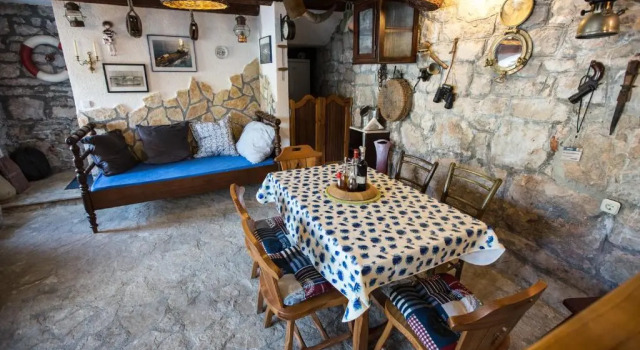 Коттедж Holiday Home Kvarantan