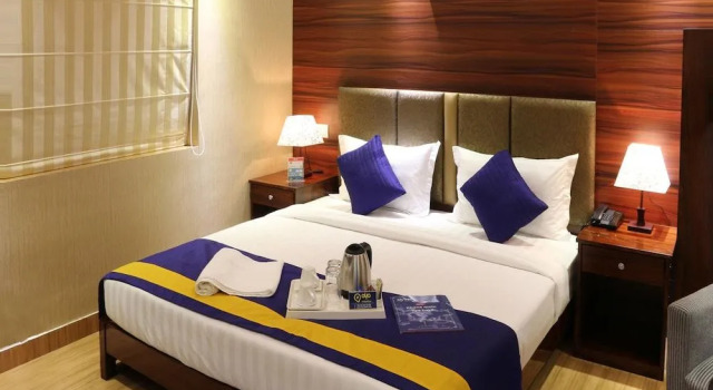OYO 662 Hotel Comfotel, Забронировать Отель Баллигандж Калькутта