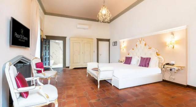 Люкс с видом на сад Art Hotel Villa Agape - Place of Charme