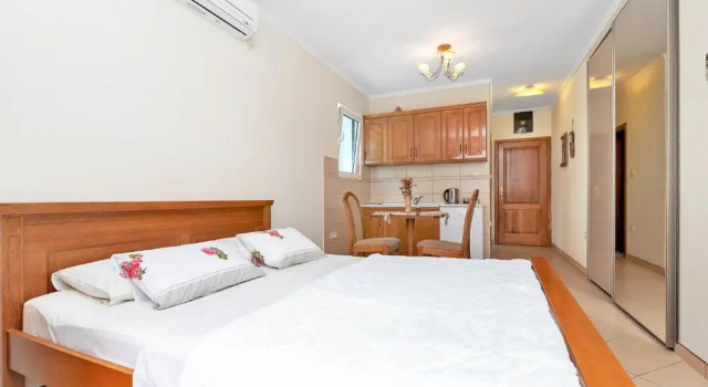 Apartments Jovanovic, Boek Appartement Muo 