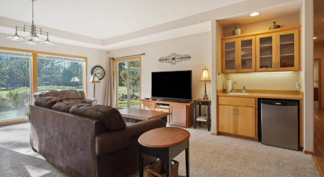 Tournament-Golf View-5BR/4BA