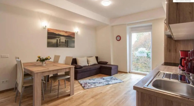 Апартаменты с балконом Park Villa Apartments