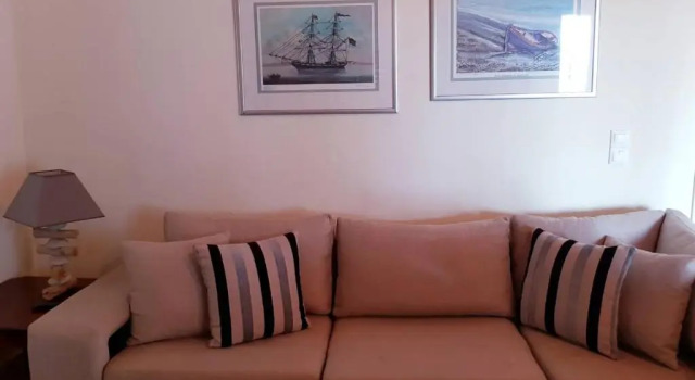 Коттедж с 3 комнатами Sime Villa Private Beach