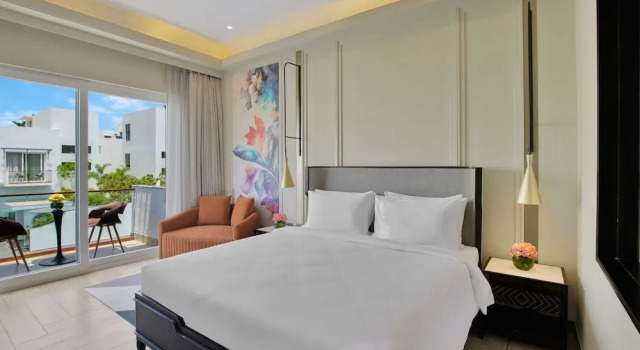 Standard huone parvekkeella Pramod Lands End Resort, a Member of Radisson Individuals