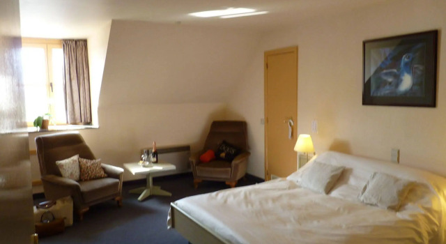 Hotel Haeneveld, Забронировать Отель Отели Западной Фландрия 3 звезды, 3*