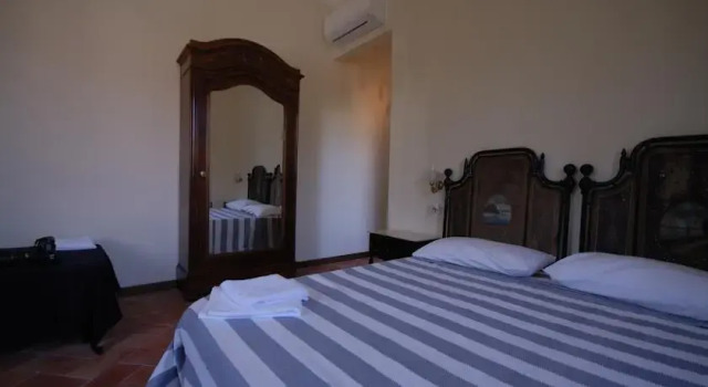 Villa Etra B&B, Rezervovat Penzión se snídaní Hotely v Lazio s parkováním, Parkování