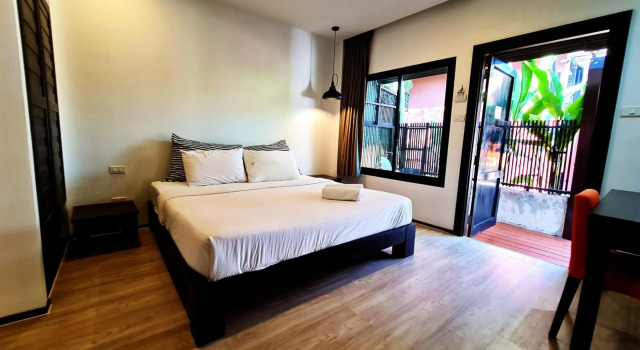 Chidlom Resort
