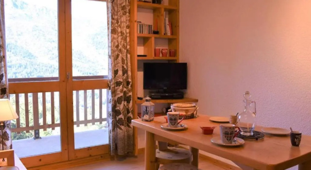 Appartement Méribel, 2 pièces, 5 personnes - FR-1-180-313, Забронировать Апартаменты/квартира Мерибель-ле-Альё 