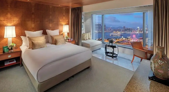 Клубный номер Standard с видом на гавань Mandarin Oriental, Hong Kong